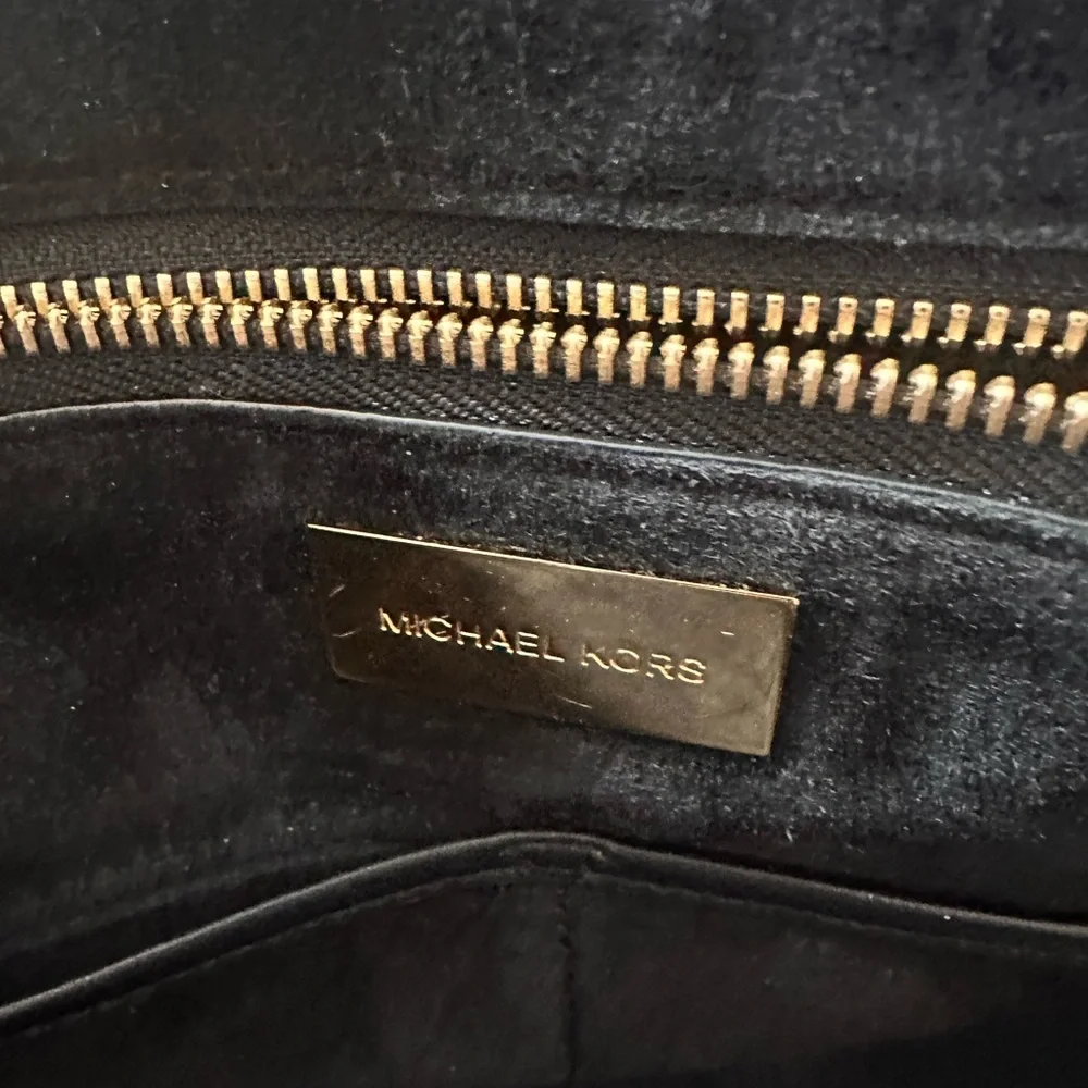 Michael Kors Limited Edition Miranda Tote Bag - Picture 10 of 10